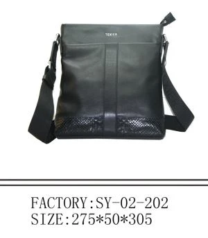 YKK FERMUP bilan charm sumkalar
